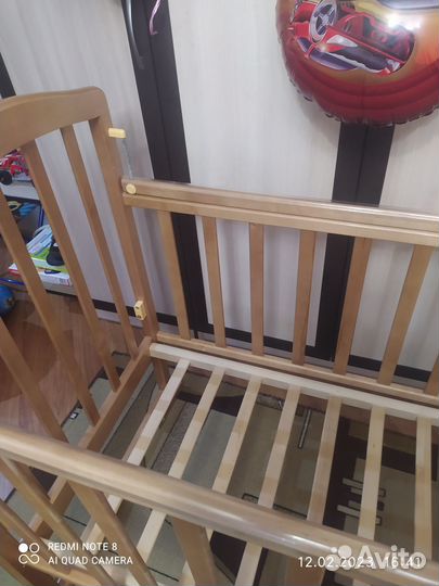 Детская кроватка