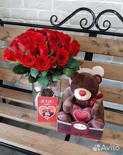 Цветы роза красная, белая Кения, Эквадор 50-70см