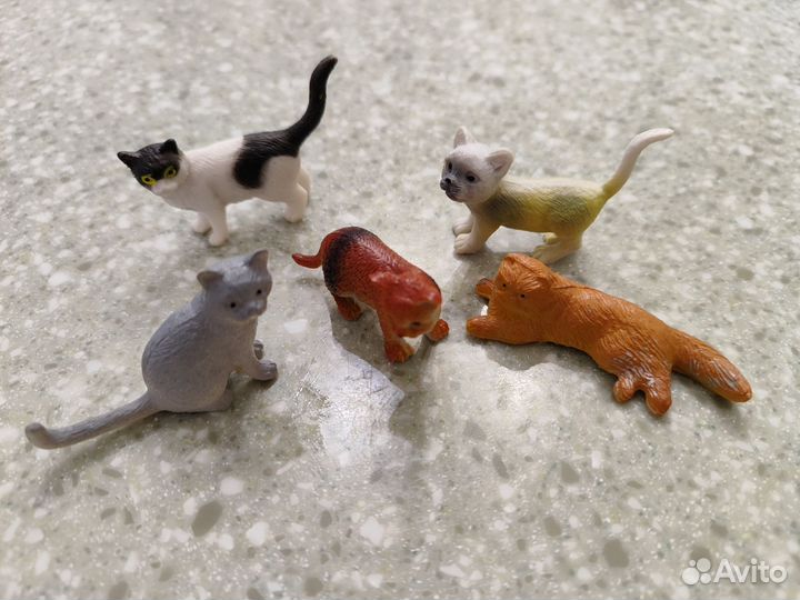 Фигурки кошки, коты, котята