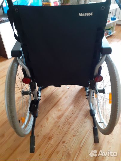 Инвалидная коляска новая