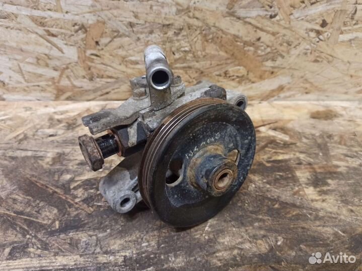 Насос гур Hyundai Tucson 1