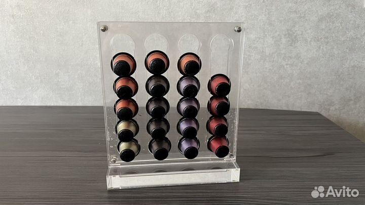 Капсульная машина Nespresso с капучинатором