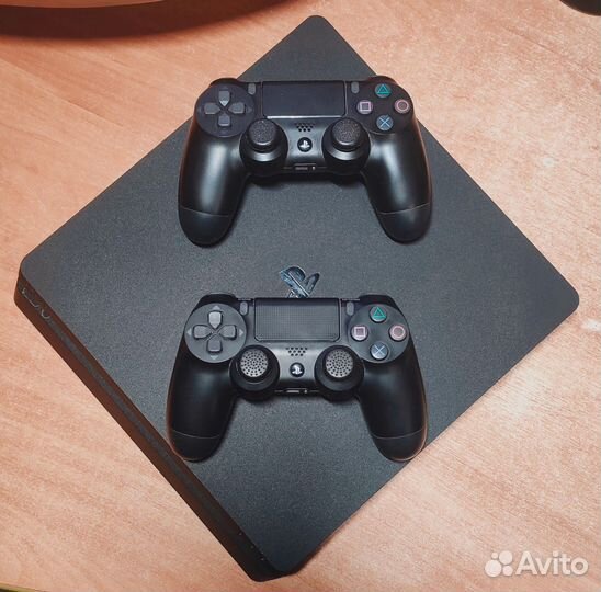 Sony playstation 4 slim 1tb 2 геймпада