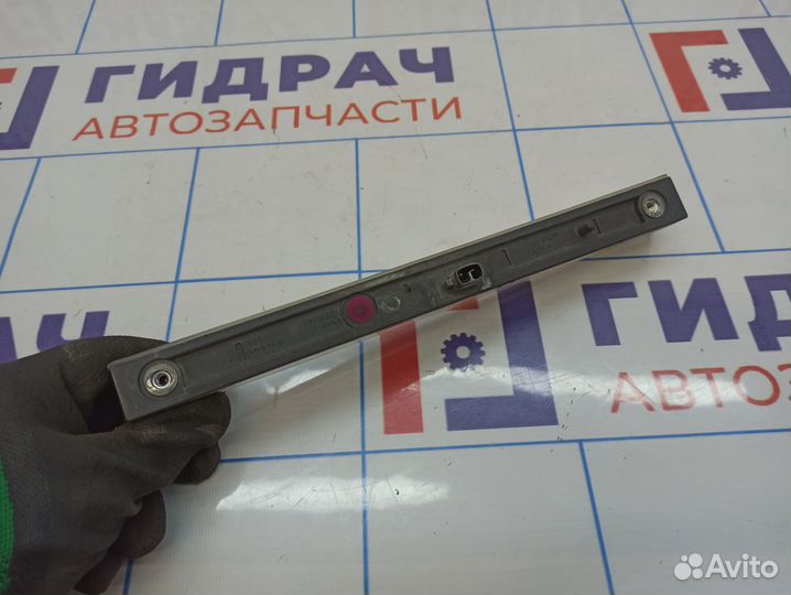 Фонарь задний стоп сигнал Toyota Land Cruiser Prad