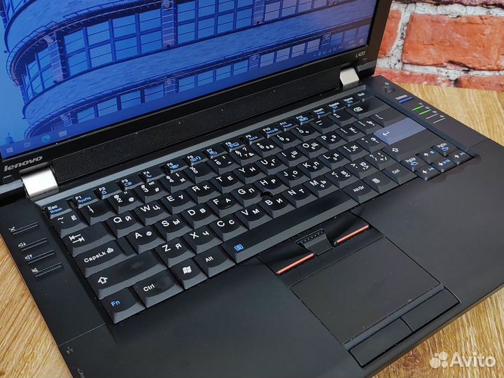 Ноутбук Lenovo Core i3 2310M/8Gb/SSD 120/14