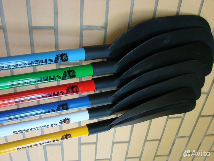 Весло асимметричное