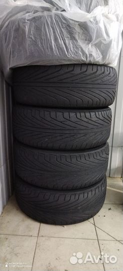 Triangle TR968 235/45 R18