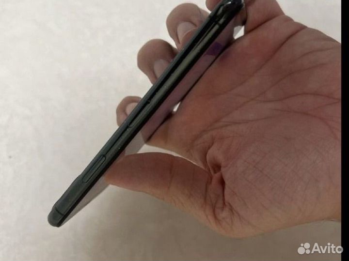 iPhone 11 Pro, 64 ГБ