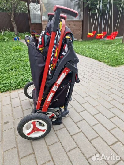 Прогулочная коляска