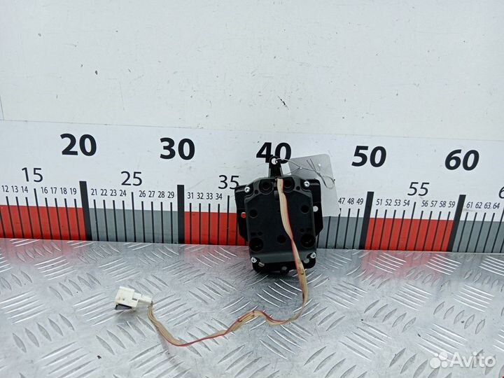 Джойстик управления мультимедиа Mercedes-Benz