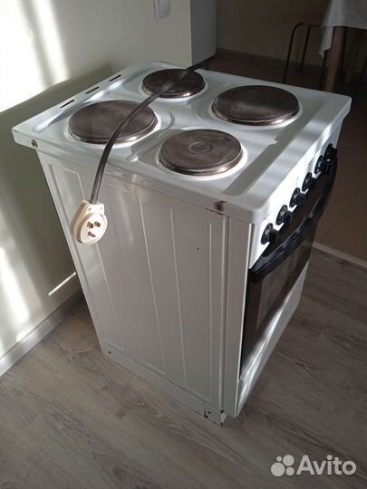 Продам электрическую плиту
