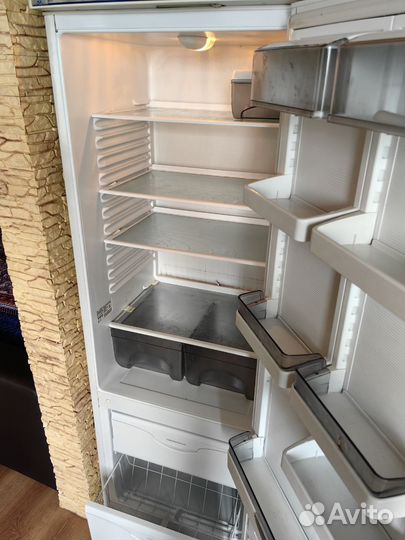 Холодильник Атлант бу