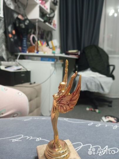 Статуэтка