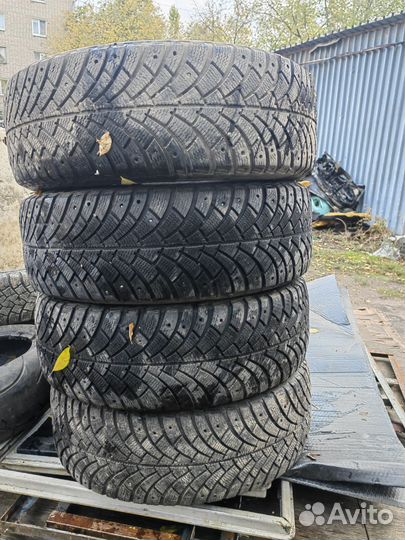 Bfgoodrich G-Force Stud 215/65 R16 99T