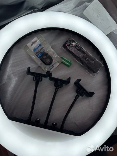 Кольцевая лампа 45 см со штативом