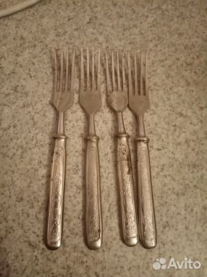 Вилки и ножи в коллекцию