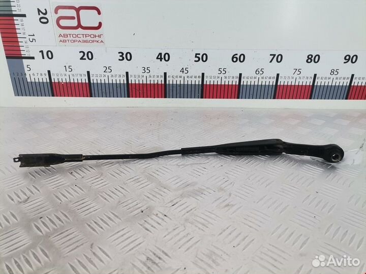 Щеткодержатель (поводок стеклоочистителя, дворник)