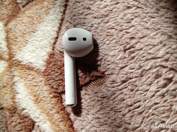 Airpods наушник левый