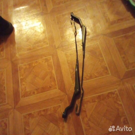 Поводки дворников 2шт.l R karizma