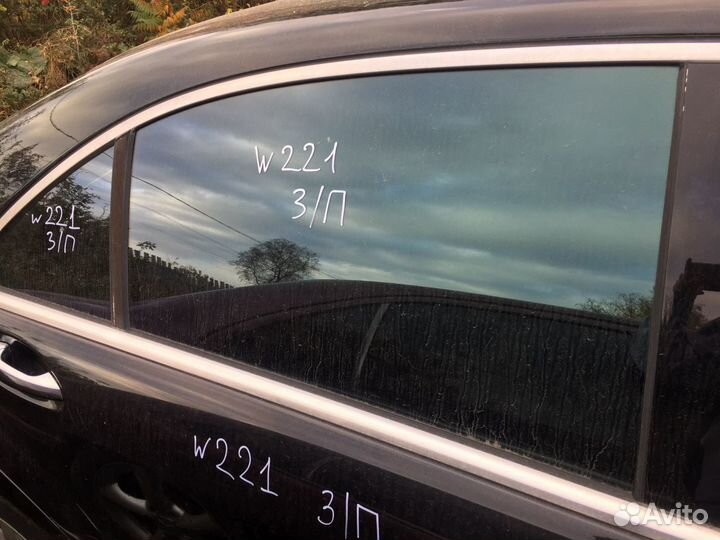 Стекло заднее Mercedes w221