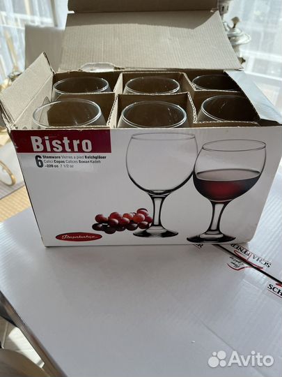 Бокалы для вина и сока