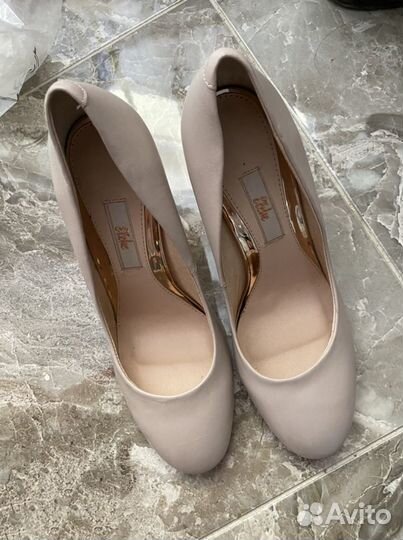 Туфли бежевые женские 40 размер