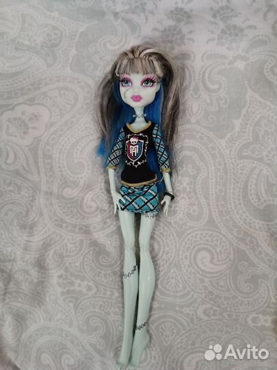 Кукла монстер хай Ханни, Френки, Лагуна