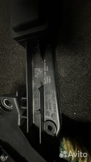 Распределитель B+ плюса аккумулятора BMW G11