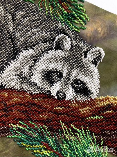 Вышивка на заказ бисиром