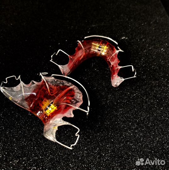 Зубные протезы. Ремонт и изготовление новых