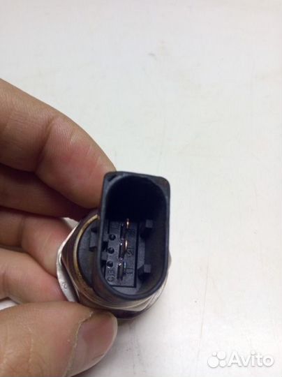 Датчик давления топлива Mercedes-Benz W212 M271860