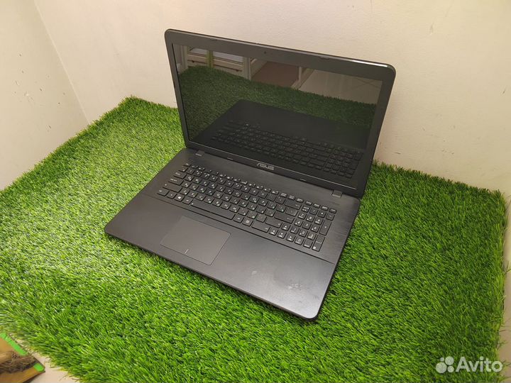 Asus X751M (4 Ядра/8RAM/SSD/17.3