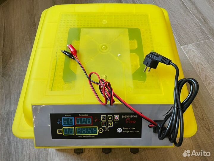 Инкубатор автоматический на 112 яиц 12/220В HHD