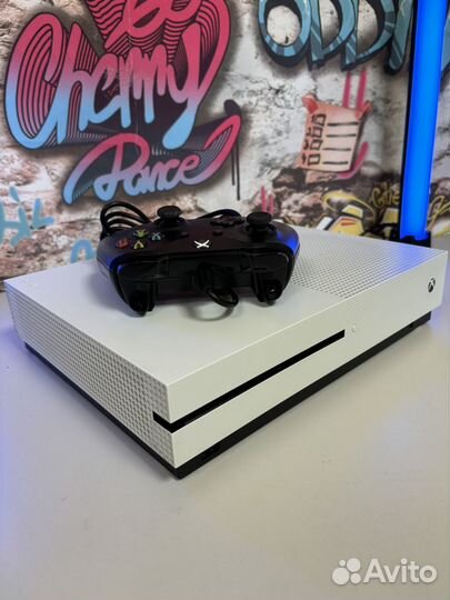 Xbox One s 1000 GB