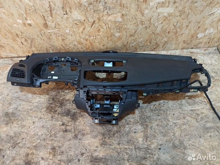 Торпедо с подушкой Renault Fluence рестайлинг