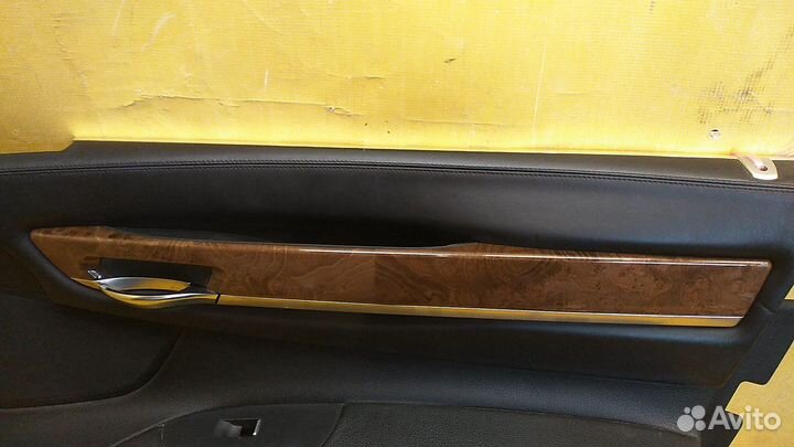 Обшивка двери передней правой 7-серия F01/F02