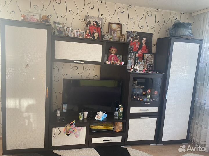 Стенка в гостиную