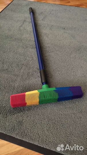 Каучуковая щётка Белый кот