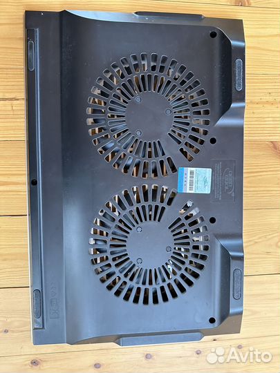 Охладитель для ноутбука deep cool