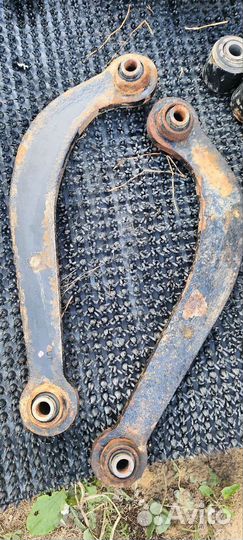 Задняя подвеска Тойота Авенсис 2