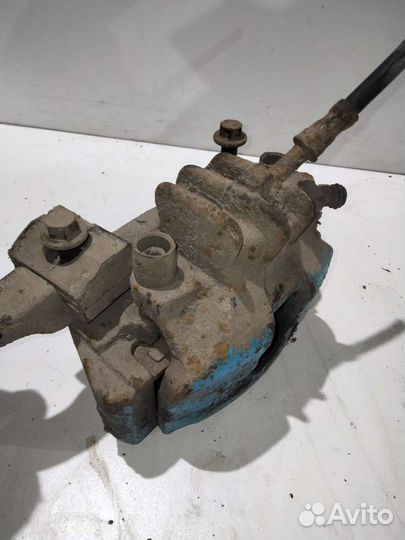 Суппорта передние Вольво S80 1998-2003