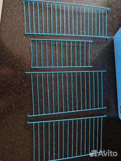 Клетки для попугаев и грызунов