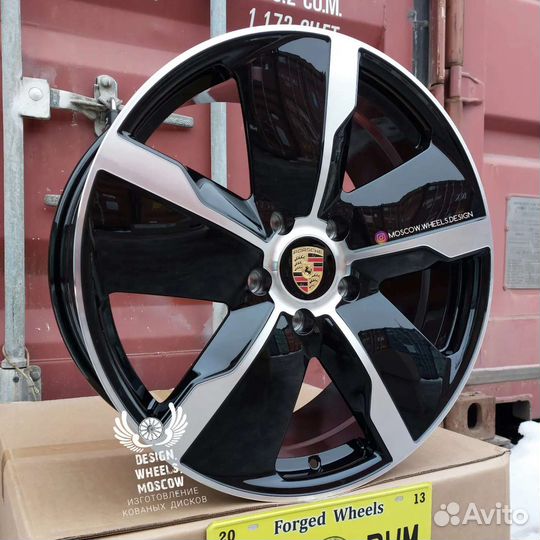 Кованые диски R20 на Porsche Taycan в наличии