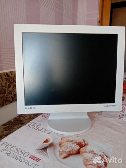 Монитор Samsung