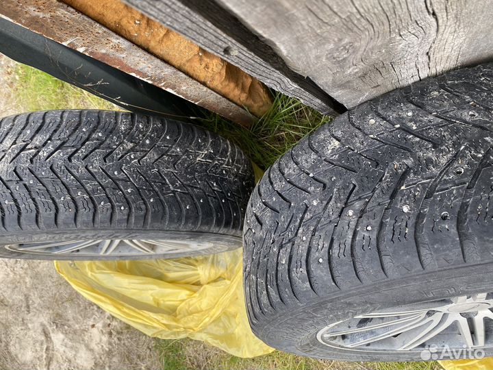 Nokian Tyres Hakkapeliitta 8 SUV 235/60 R18