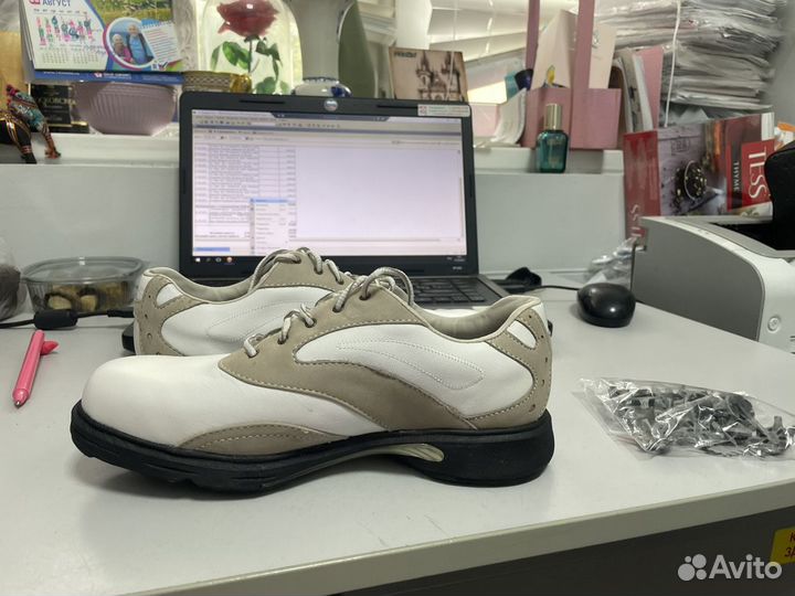 Обувь для игры в гольф