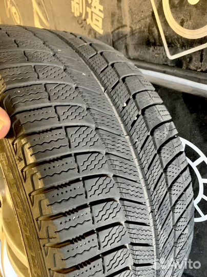 Michelin X-Ice 245/40 R18