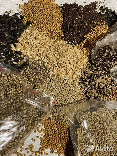 Кормосмесь для канареек и певчих птиц