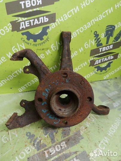 Ступица цапфа кулак передняя левая Vw Golf 2 1.8