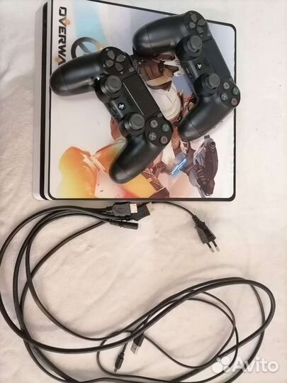 Sony playstation 4 PS4 slim 1tb